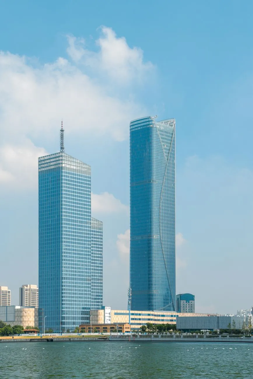 大连领航通信科技光缆接头盒型号参数与适用场景对比