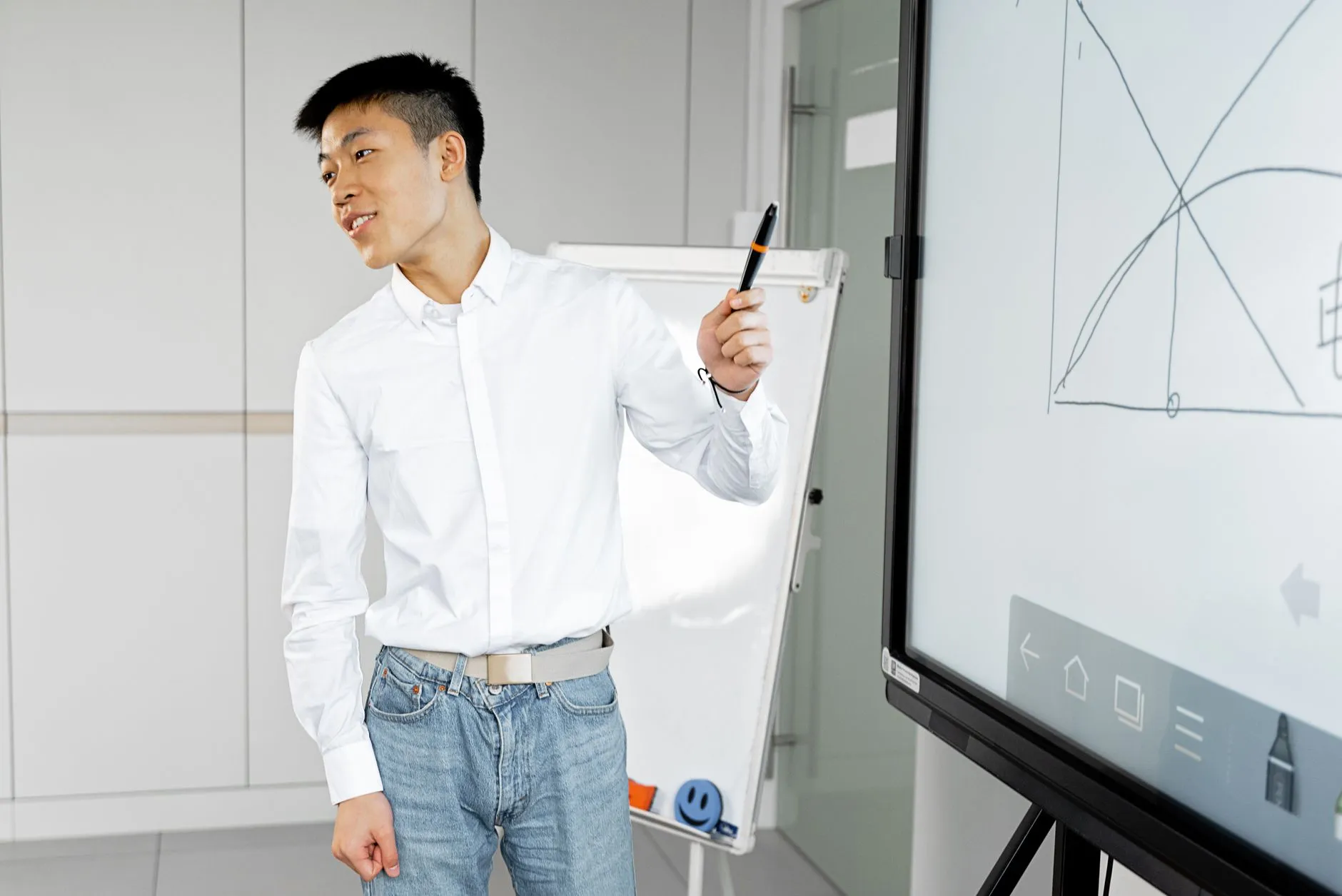 辽宁地区光纤通信网络建设：光缆接头盒选型与施工要点解析