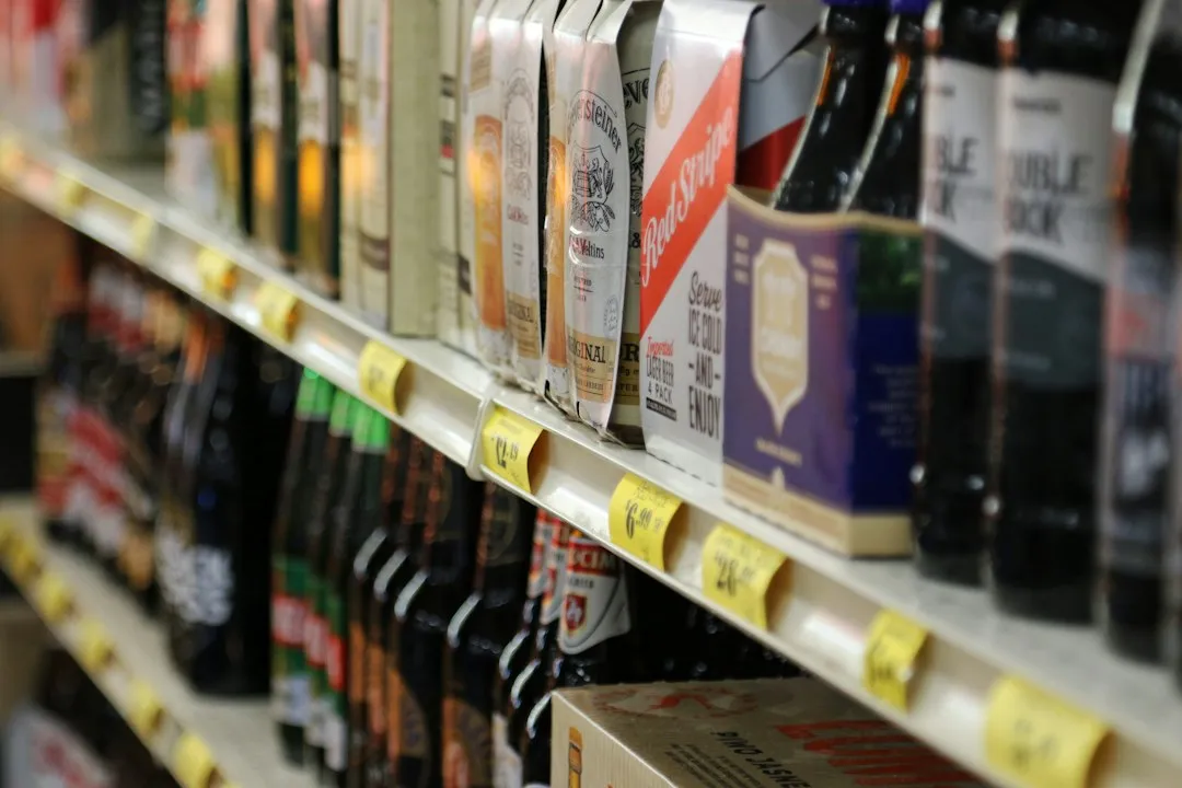 光纤配线设备对比：光交箱与分光器在通信网络中的应用差异